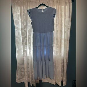 Light blue, tiered midi dress, size large
